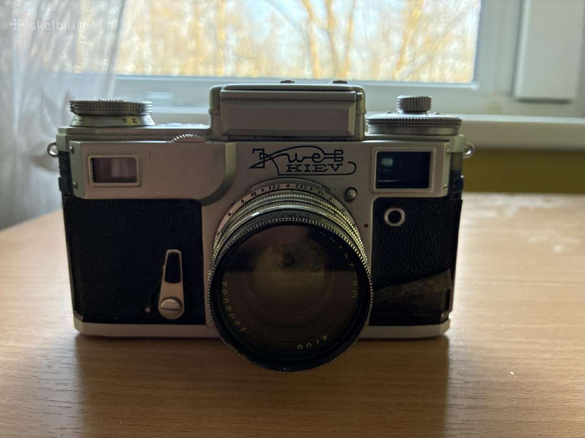 Fotoaparatas Kiev spalvotoms nuotraukoms