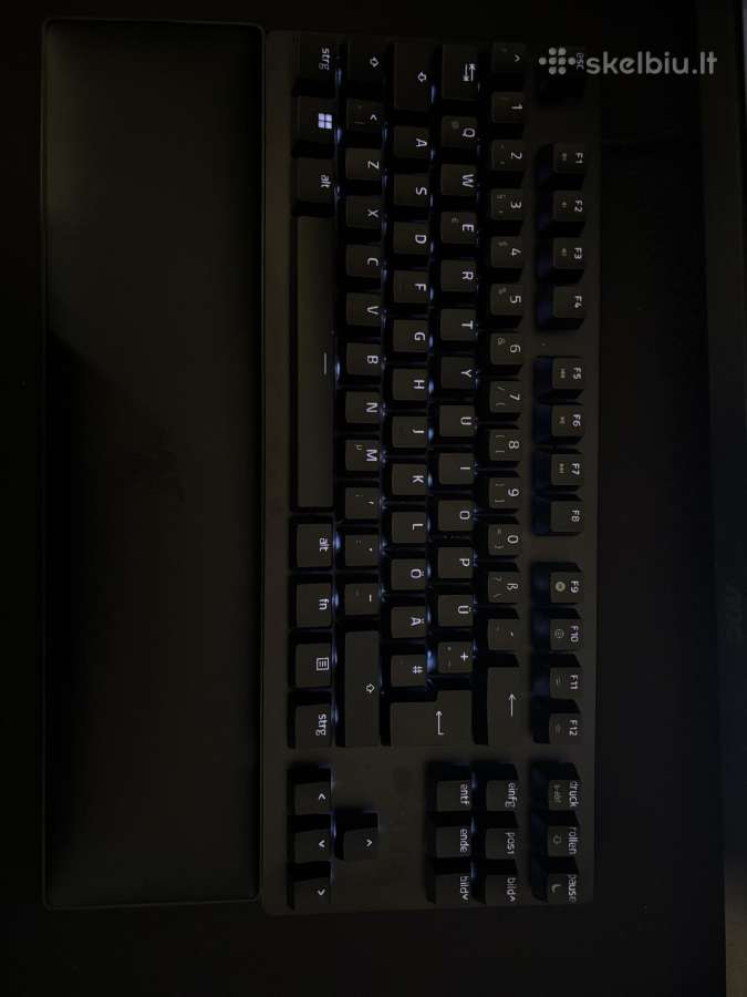 Parduodu klaviatūra Razer