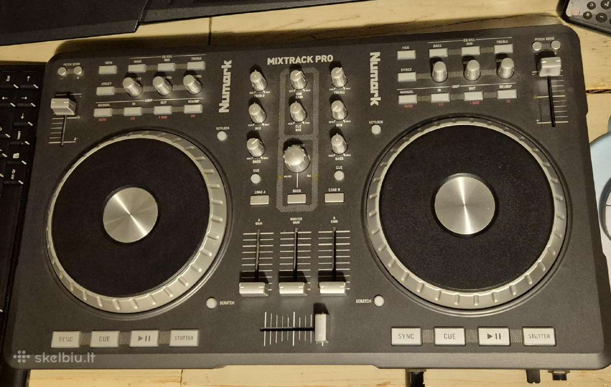 Numark Mixtrack Pro Dj kontroleris