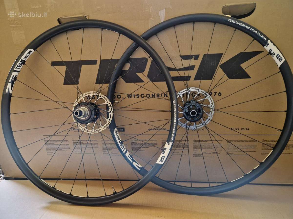 American Classic Lightweight carbon wheelset