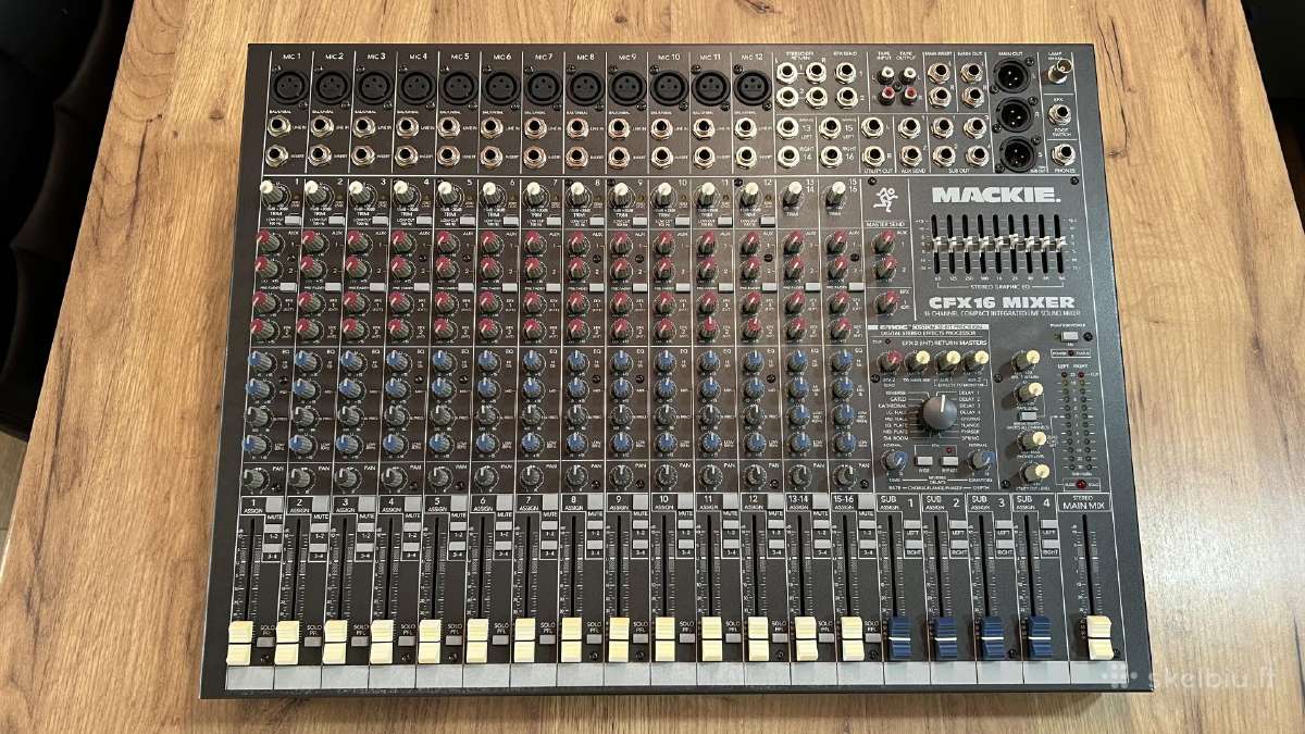 Išvalytas Mackie Cfx16 Mixer garso pultas