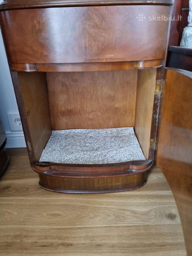 Art deco miegamojo lova su čiužiniais ir spintele - nuotraukos Nr. 8