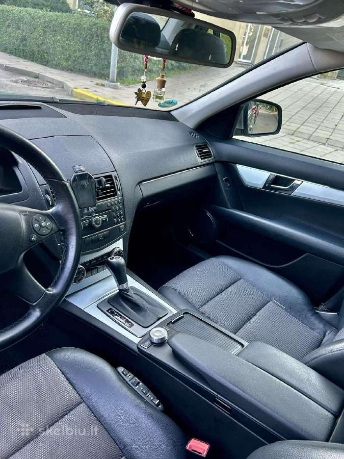 Parduodu Mercedes-benz C220 - nuotraukos Nr. 7