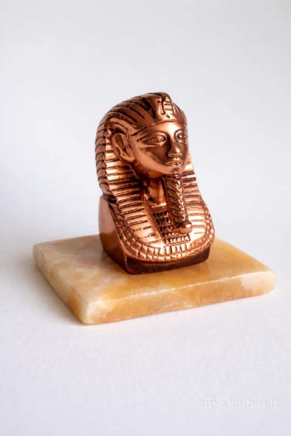 Egipto faraono skulpturele (varis,bronza)