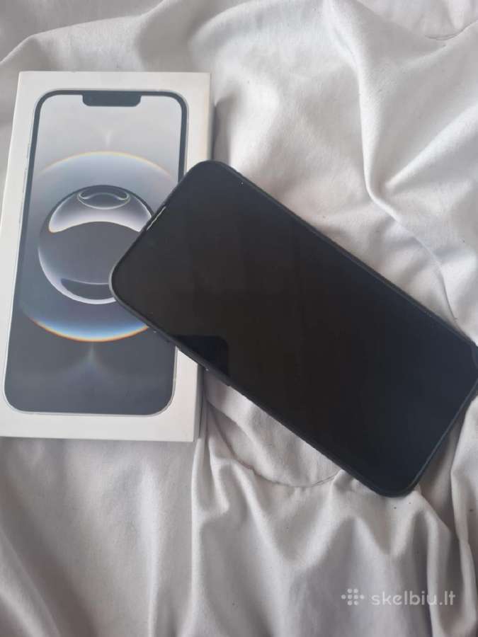 iPhone 16e su deklu ir pokroveju ir Su dežute akum - nuotraukos Nr. 3