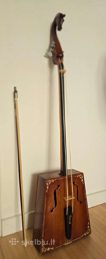 Tradicinis mongoliškas styginis instrumentas Morin