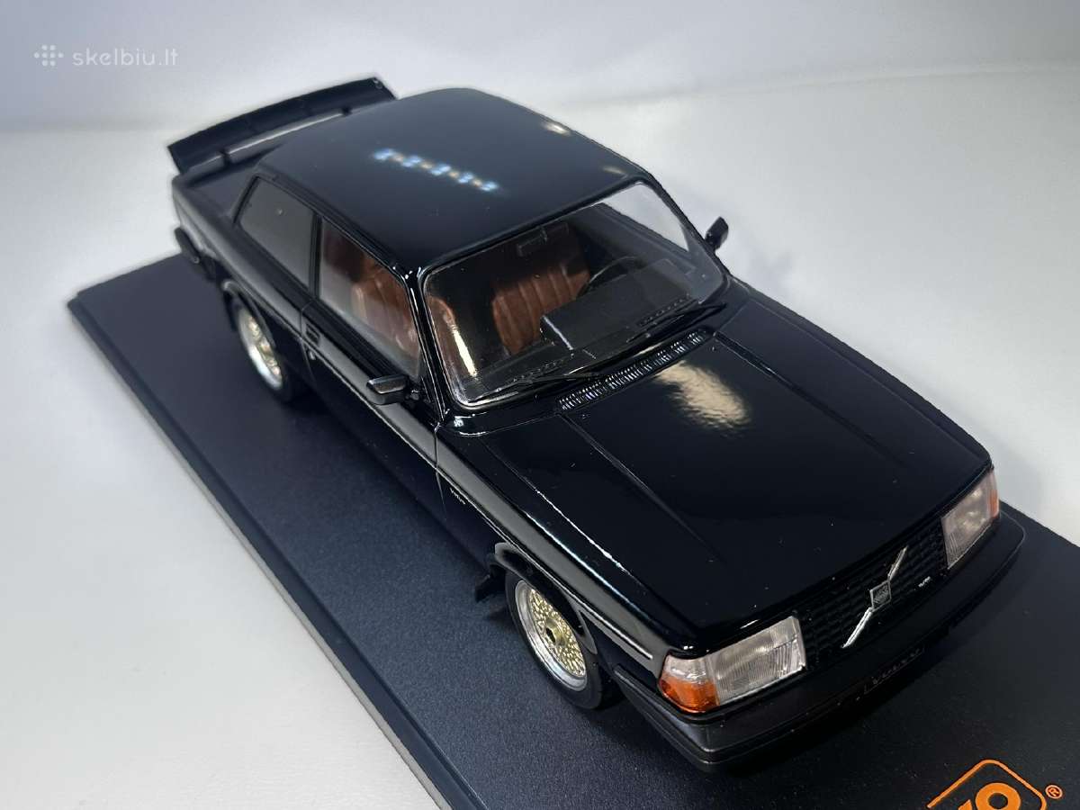 Volvo 240 Turbo Tuning juoda 1:18 Ixo - nuotraukos Nr. 6
