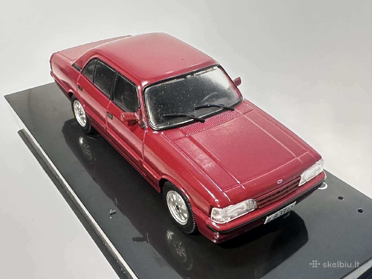 Chevrolet Opala Diplomata 1992 vyšninė 1:43 Salvat - nuotraukos Nr. 6