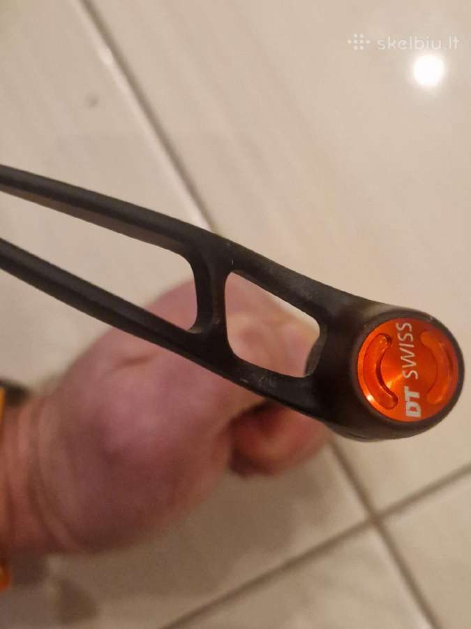 Greitaveržles , užspaustukai plento dviraciui