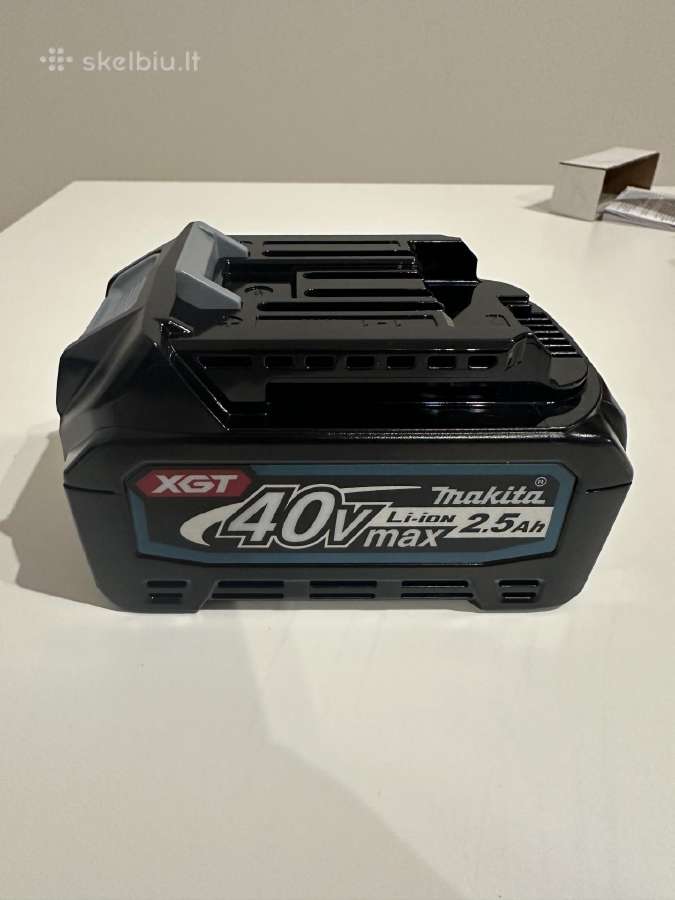 Makita 40v 2.5 Ah. Akumuliatorius