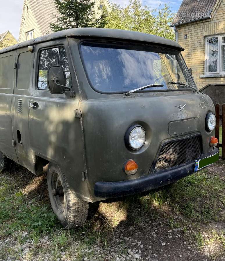 Uaz 3741