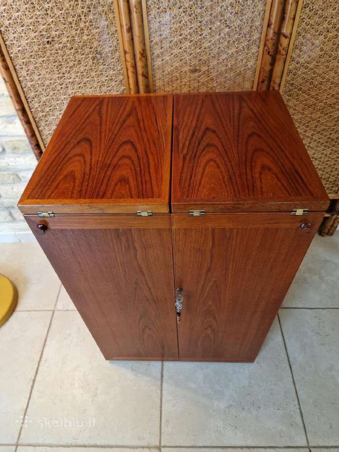 Vintažinis mid century tikmedžio baro spintelė - nuotraukos Nr. 8