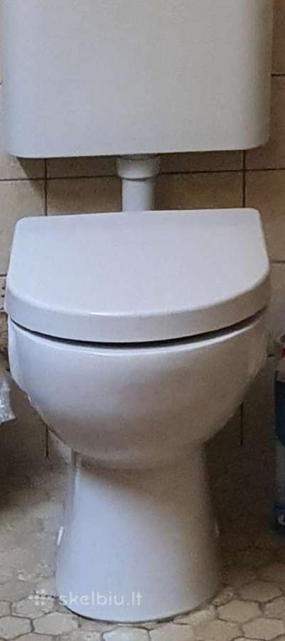 Visa tualeto ir vonios iranga,unitazas,bidet