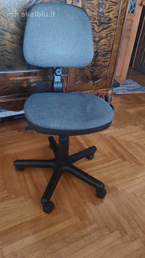 Rašomajo stalo kėdė