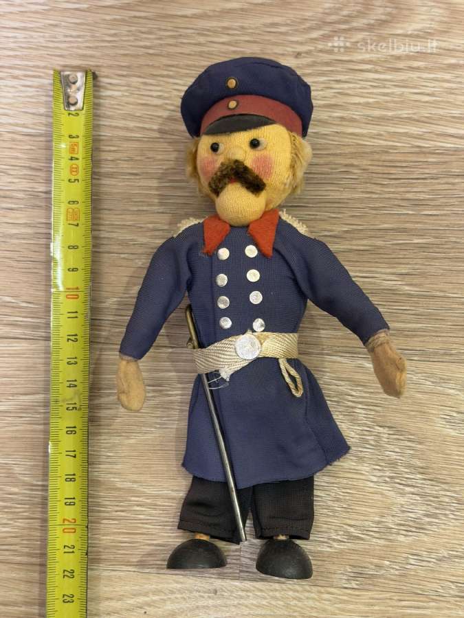 Berlyno policininko lėlė Captain of Köpenick Reta