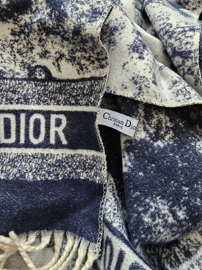 Dior šalikas - nuotraukos Nr. 6