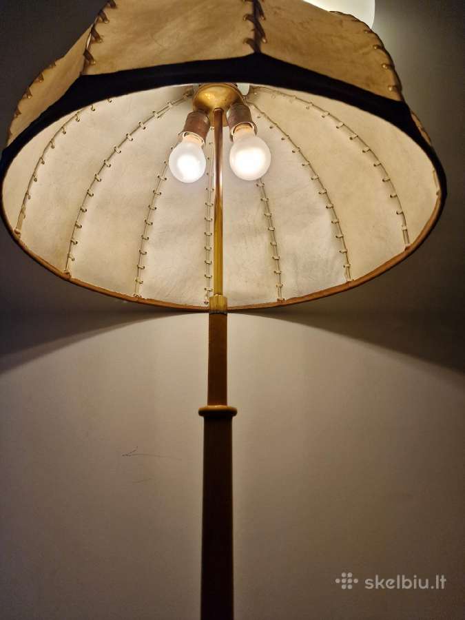 Vintažinis mid century autorinis odinis toršeras