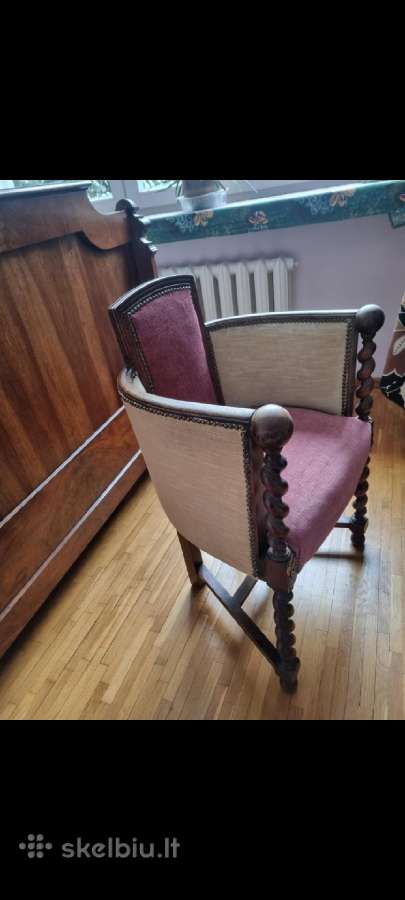 Graži lova su grotelėmis,rašomasis stalas - nuotraukos Nr. 11