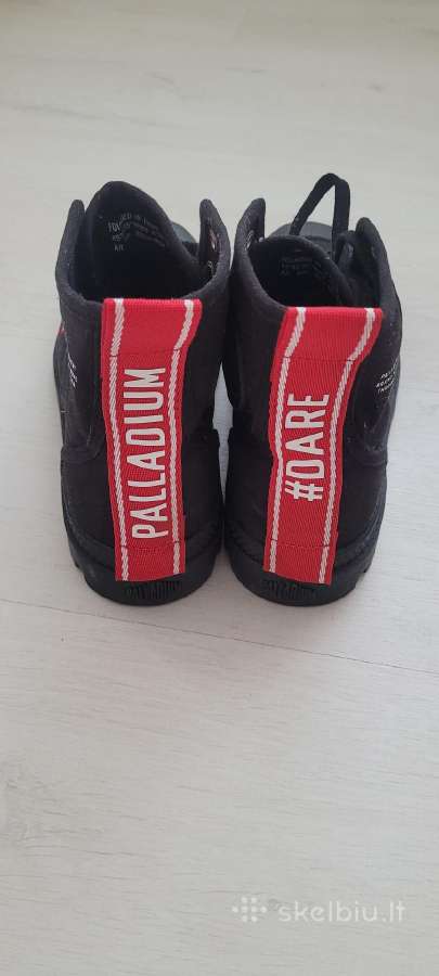 Parduodu,naują sporto/laisvalaikio avalynę