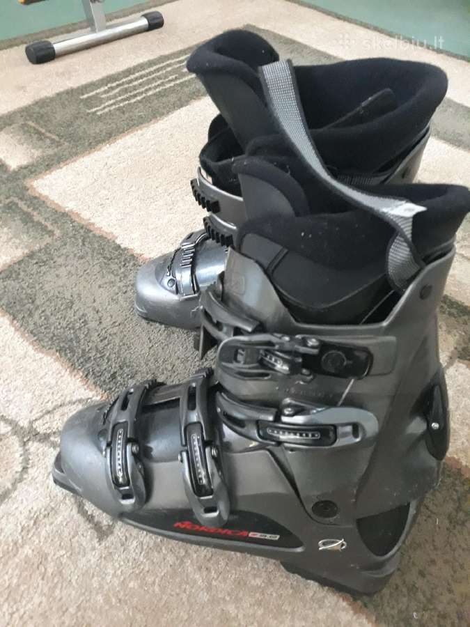 Kalnų slidinėjimo batai
