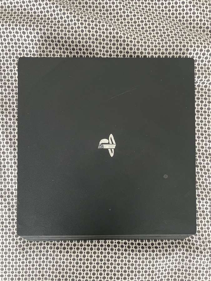 Playstation 4 Pro 1tb