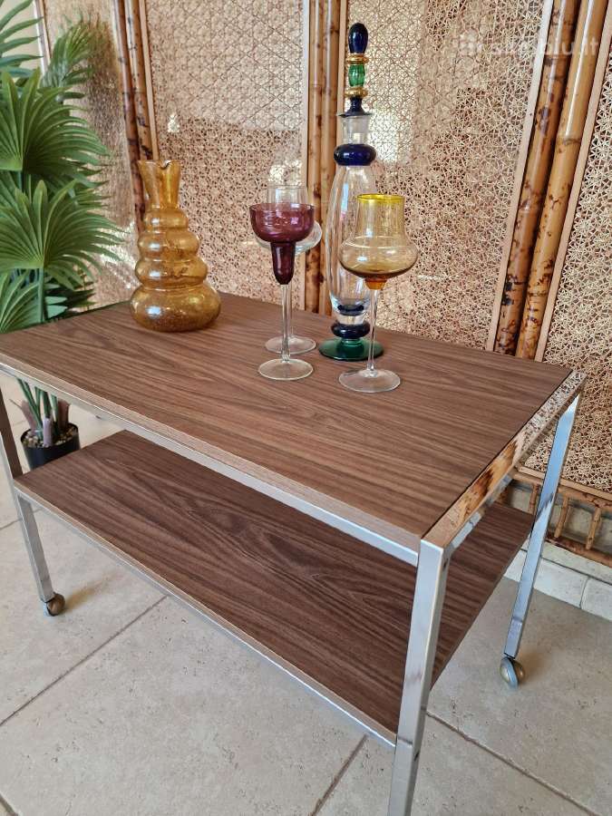 Vintažinis mid century konsolinis staliukas - nuotraukos Nr. 11