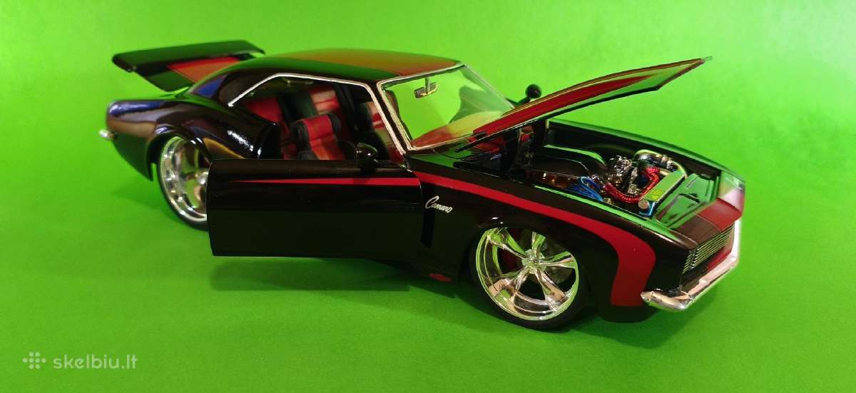 Bigtime Muscle Chevy Camaro 1968 1/18