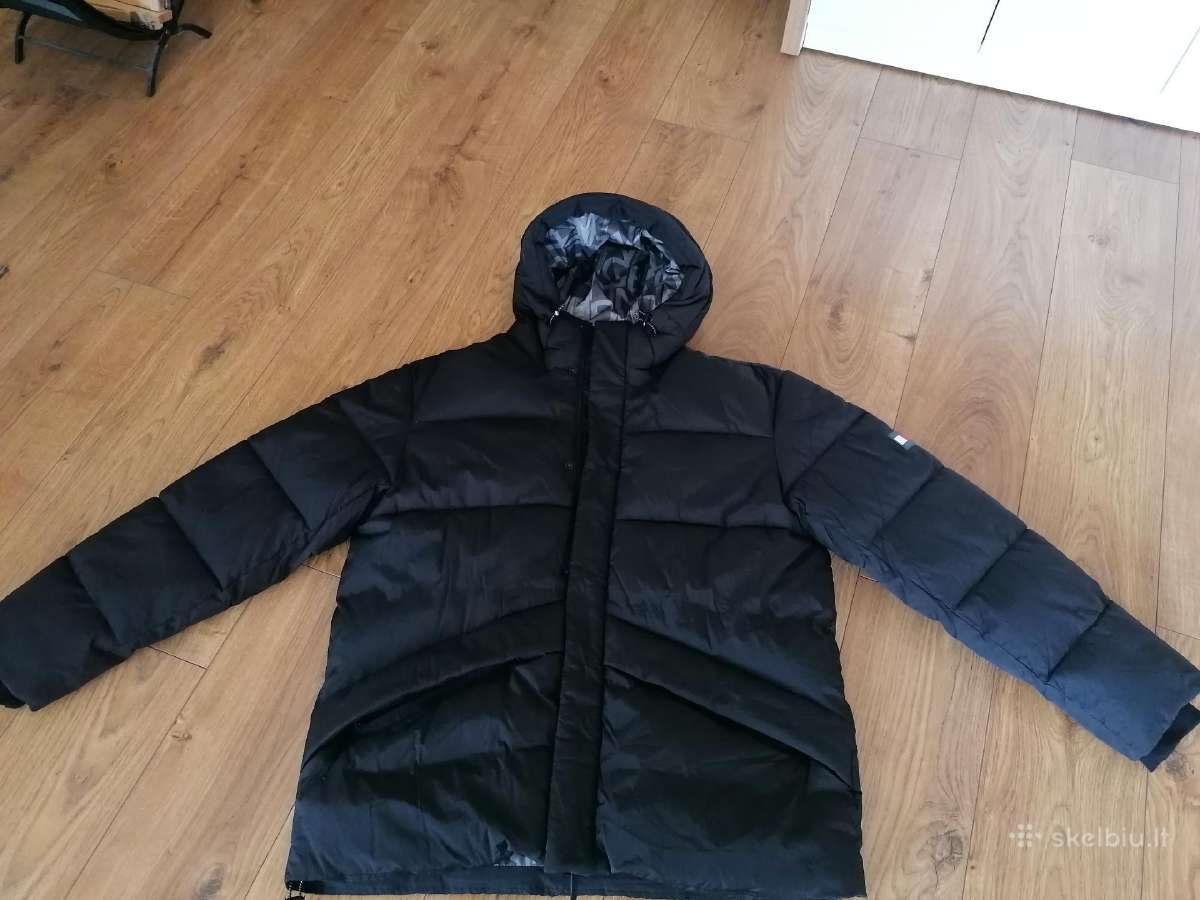Tommy Hilfiger striuke