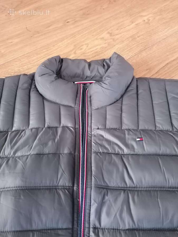 Tommy Hilfiger striuke - nuotraukos Nr. 5