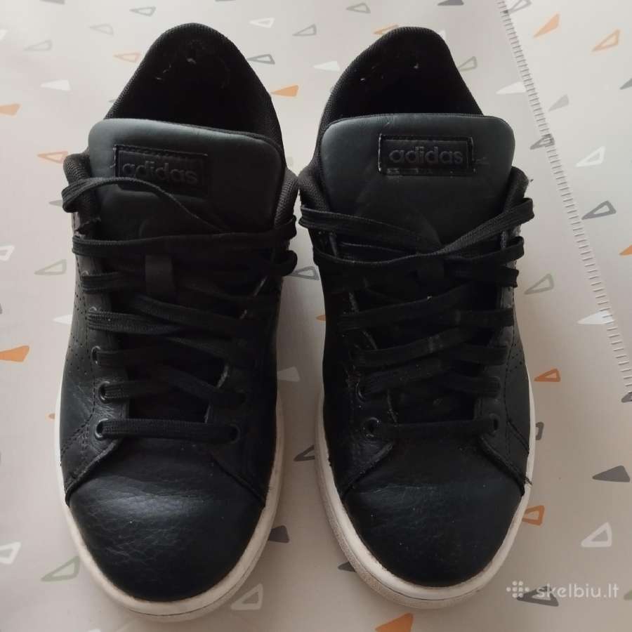 Adidas kedai
