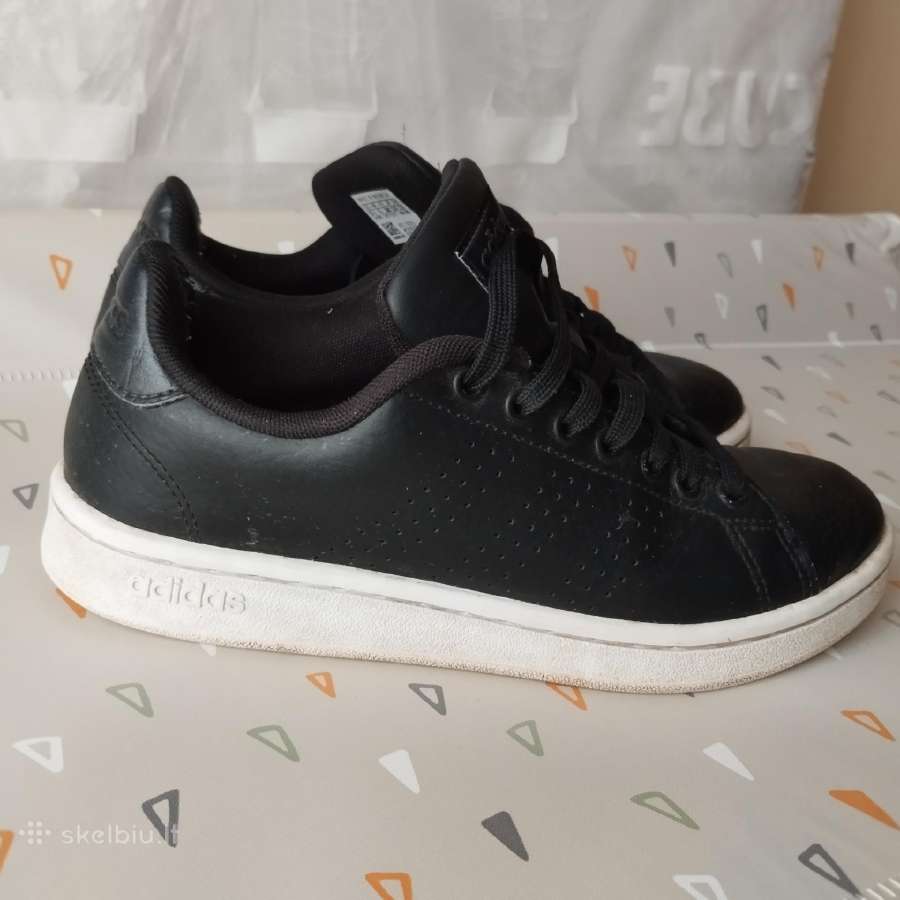 Adidas kedai - nuotraukos Nr. 2