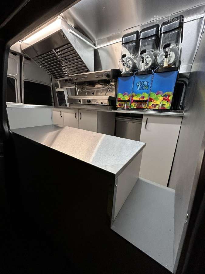 Food truck maisto vagonėlių įrengimas,pardavimas - nuotraukos Nr. 17