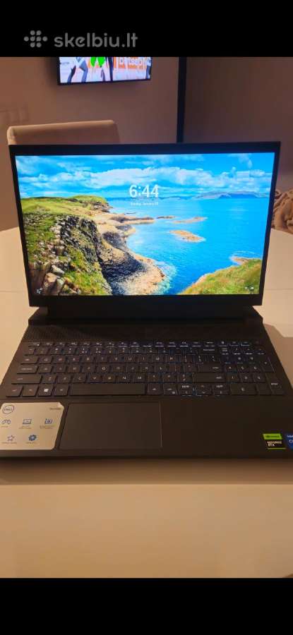 Dell G15 5530