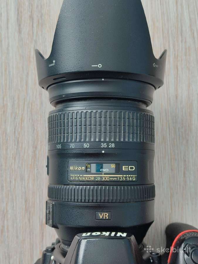 Nikkor 28-300mm