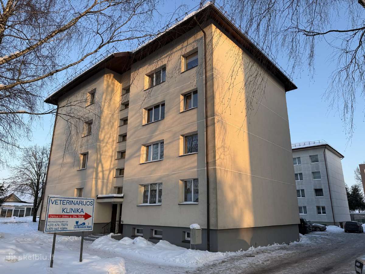 Parduodamas 3 kambarių butas renovuotame name