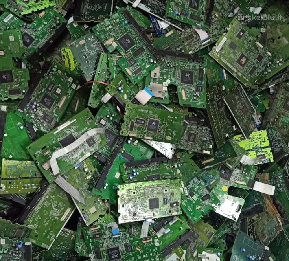 Brangiai superkame senus elektronikos komponentus - nuotraukos Nr. 6