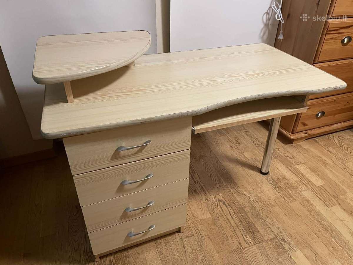 Rašomasis stalas 115 x 60 x 73