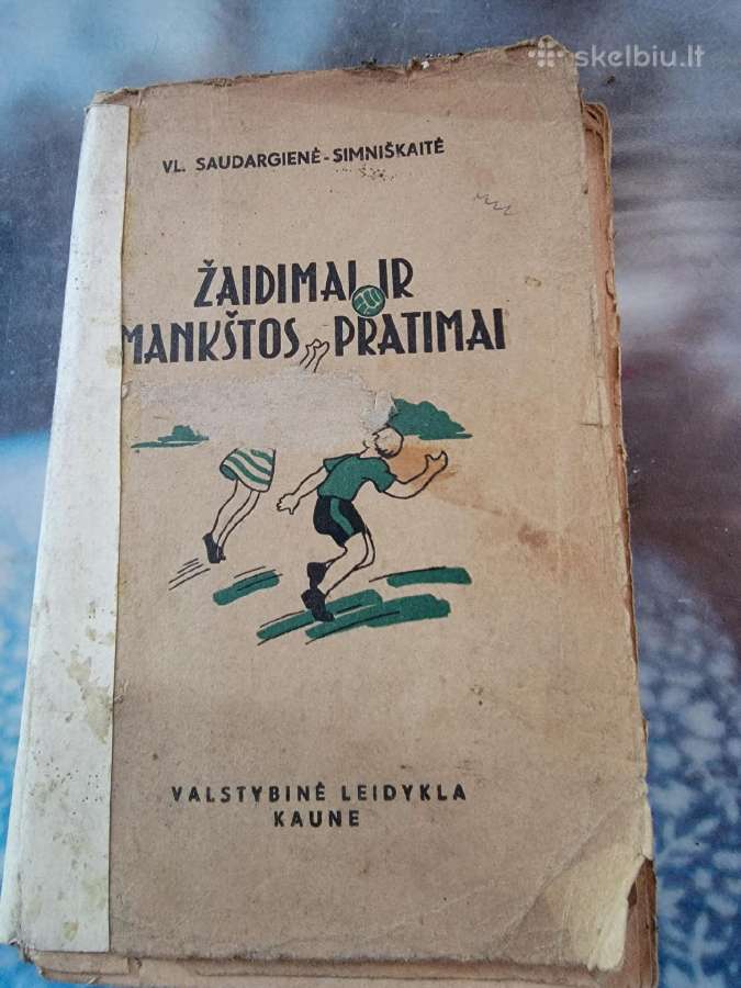 1942 m.knyga "Žaidimai ir mankštos pratimai"