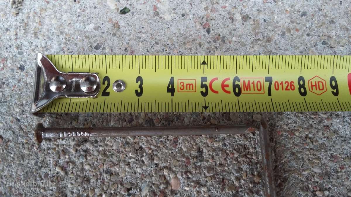 Vinys Ilgis 6,8cm. 550vnt.