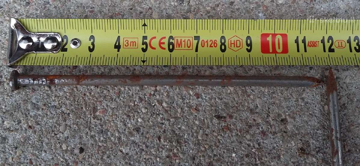 Vinys Ilgis 12-10cm. 150vnt.