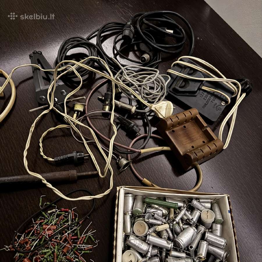 Elektronikos komponentai ir įvairūs laidai - nuotraukos Nr. 6