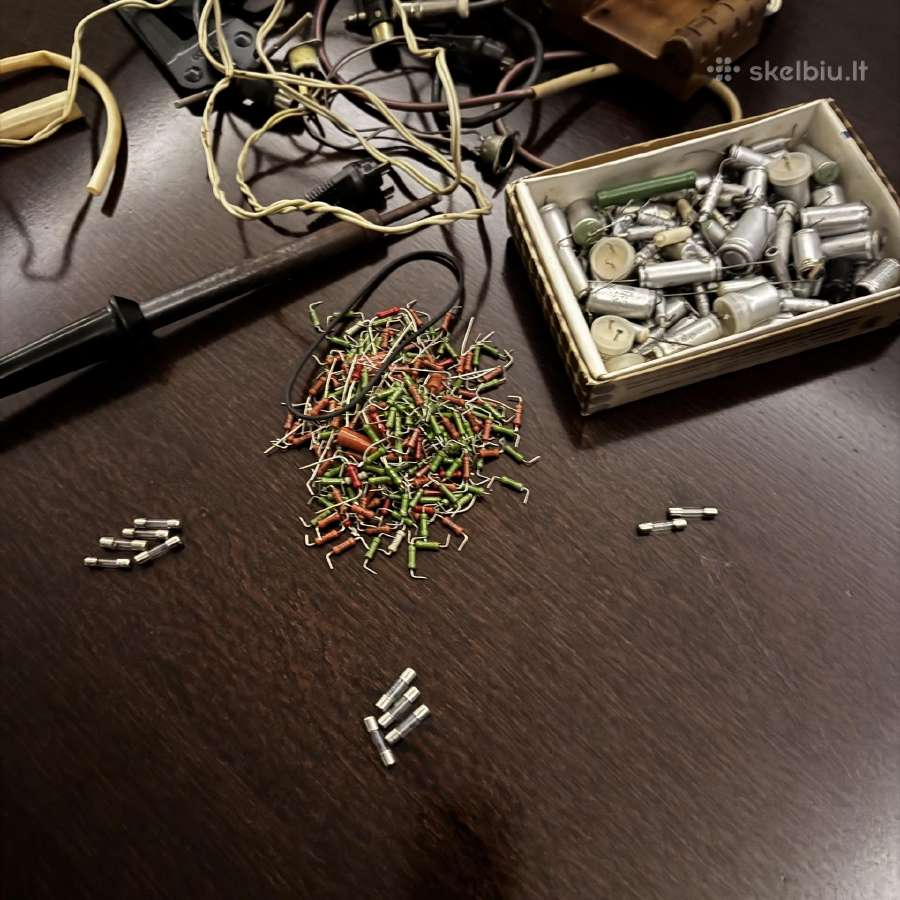 Elektronikos komponentai ir įvairūs laidai - nuotraukos Nr. 9