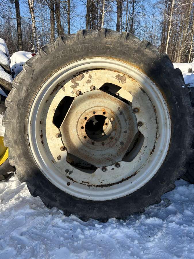 13,6 R48 12,4 R36 Siaurieji purškimo ratai - nuotraukos Nr. 6