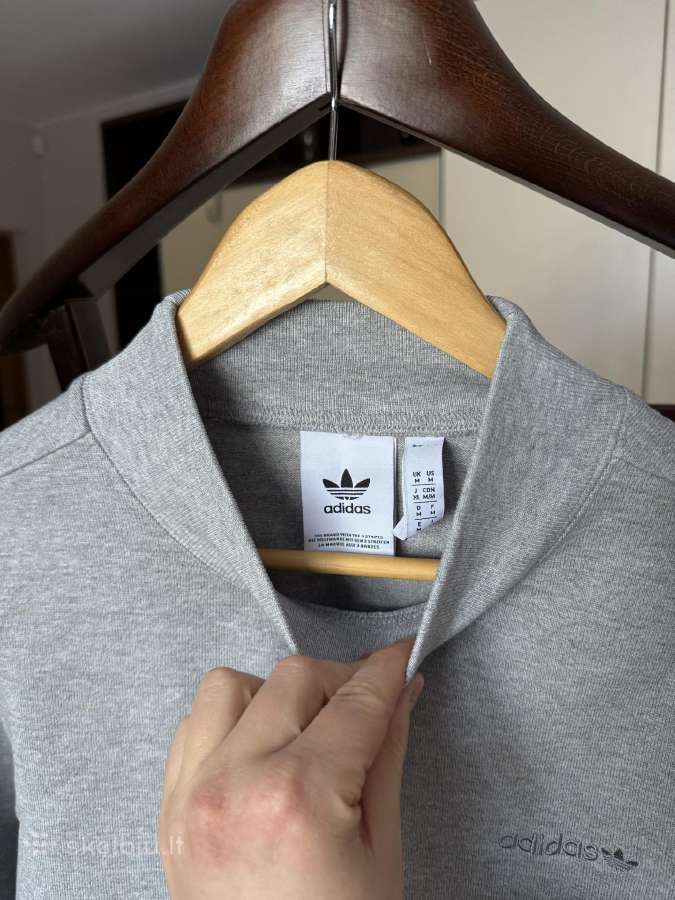 Adidas moteriškas megztukas M dydis - nuotraukos Nr. 3