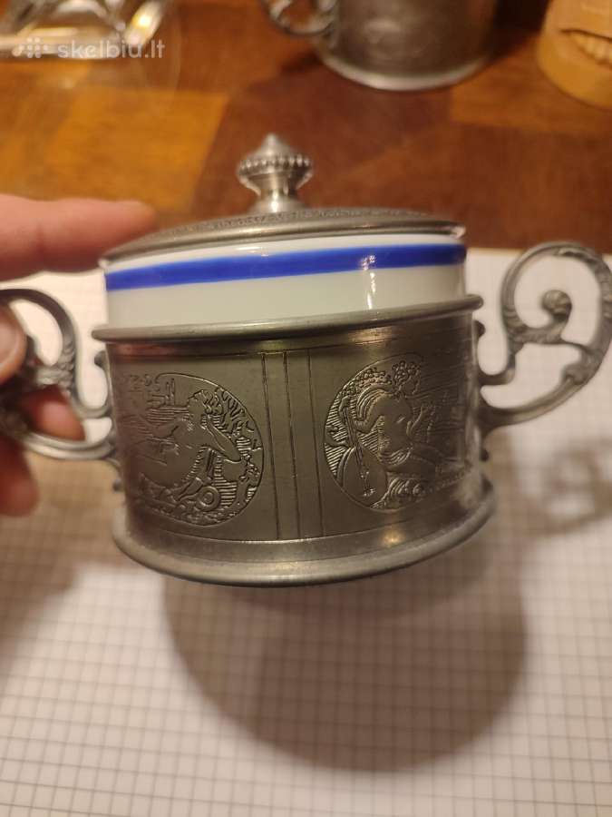 Vintažinės cukrinės