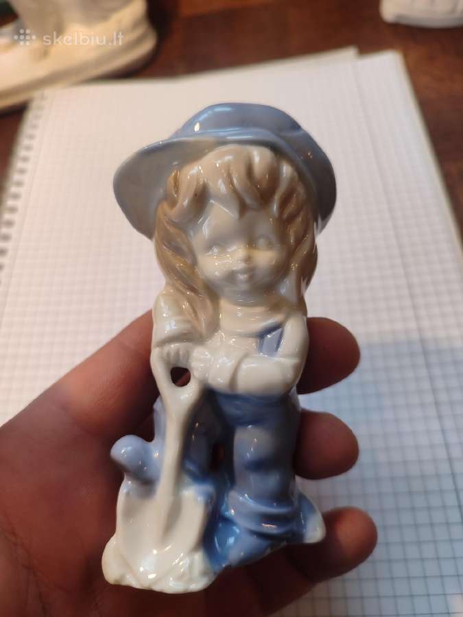 Porceliano statulėlė
