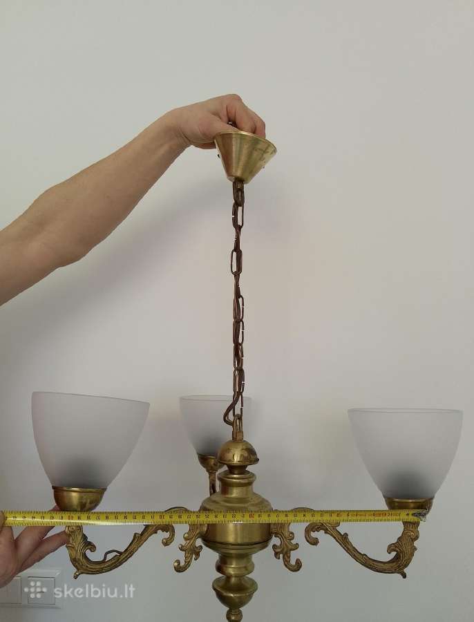 Žalvarinė lempa