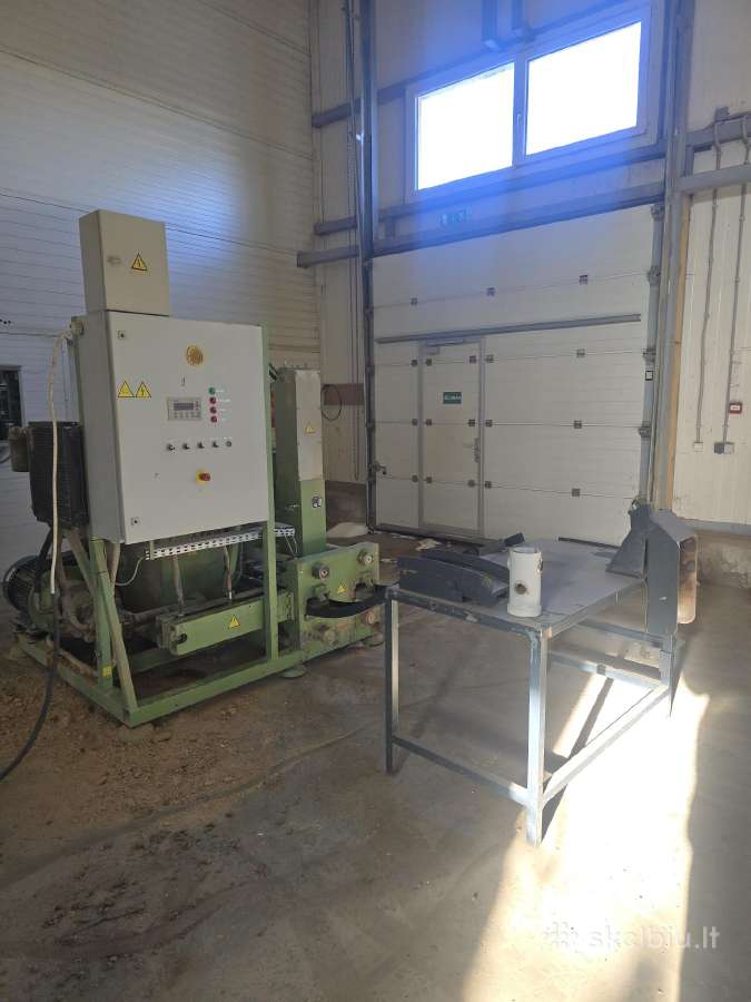 Pjuvenu briketu presas Bp420a