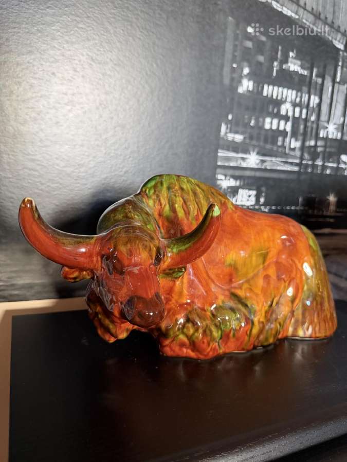 Didelė figūrėlė (36 cm) Jaučio jako buivolas 1970