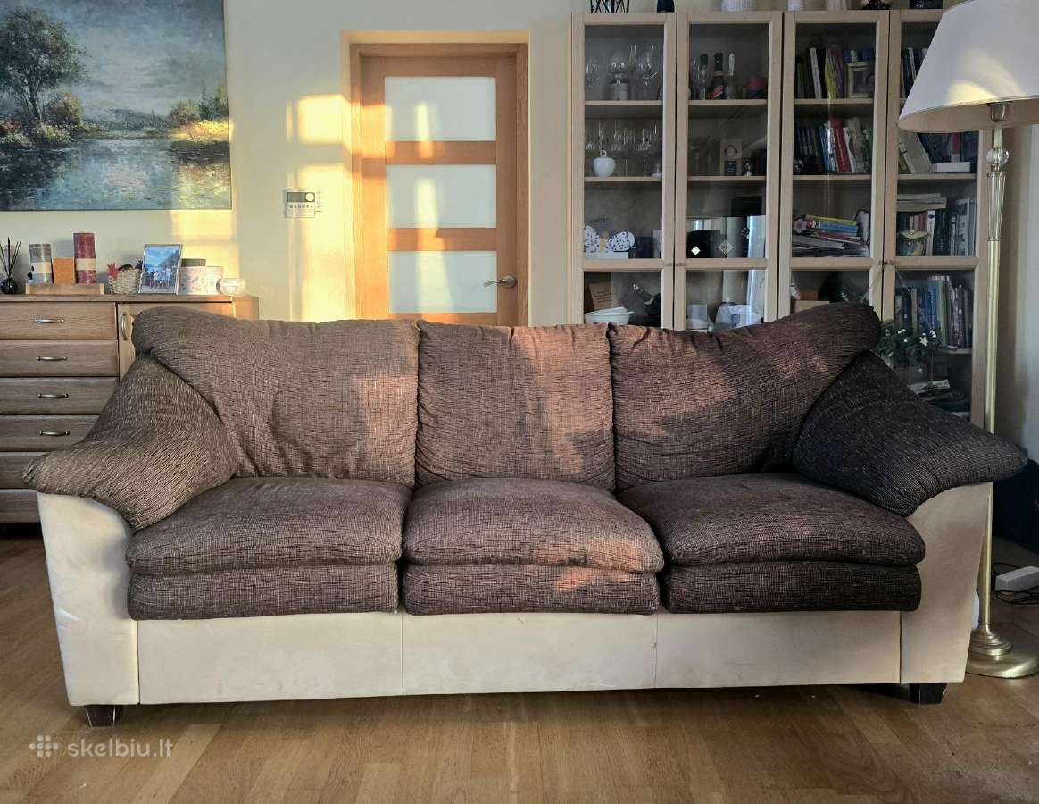 Minkšti svetainės baldai ir sofa